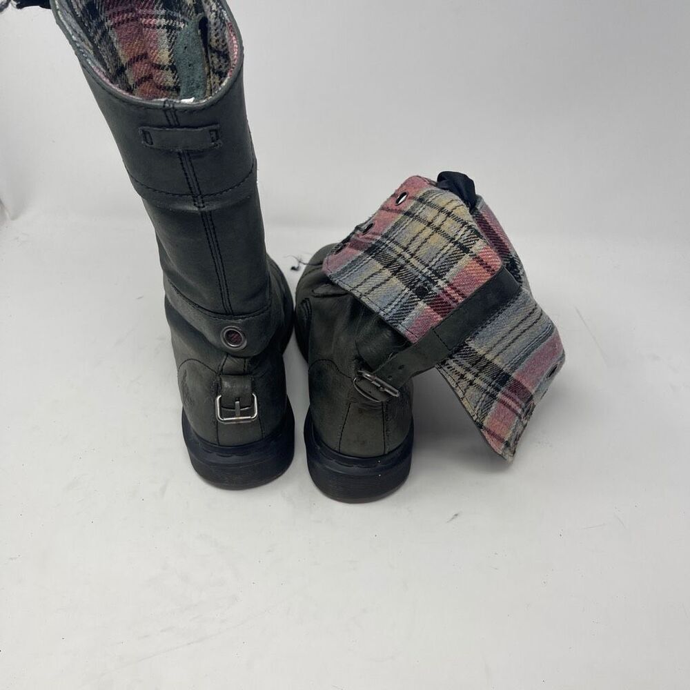 Dr. Martens Women's Triumph 12 Eye Lace Up Dark Green Calf High Boots Size 7 - Picture 6 of 8